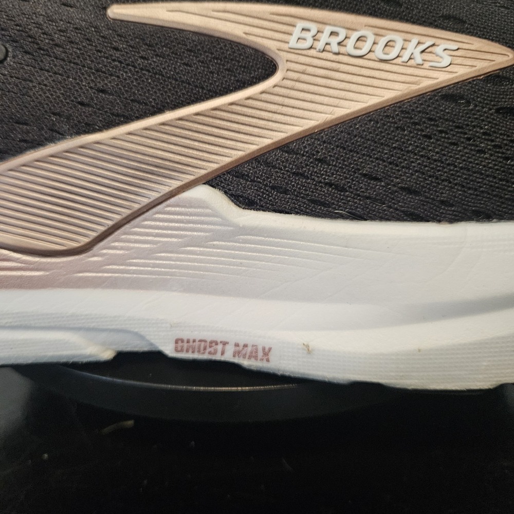 Brooks Ghost Max 3 Black Rose Gold Women's Size 9D Wide - Picture 2 of 10